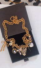 Load image into Gallery viewer, Black and White Tiger Necklace