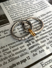 Load image into Gallery viewer, Two Layer Silver Diamond Ring