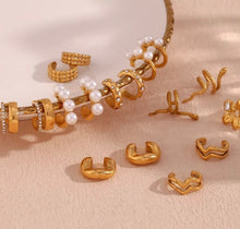 Load image into Gallery viewer, Gold Ear Cuffs
