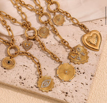 Load image into Gallery viewer, Deluxe Charm Necklace