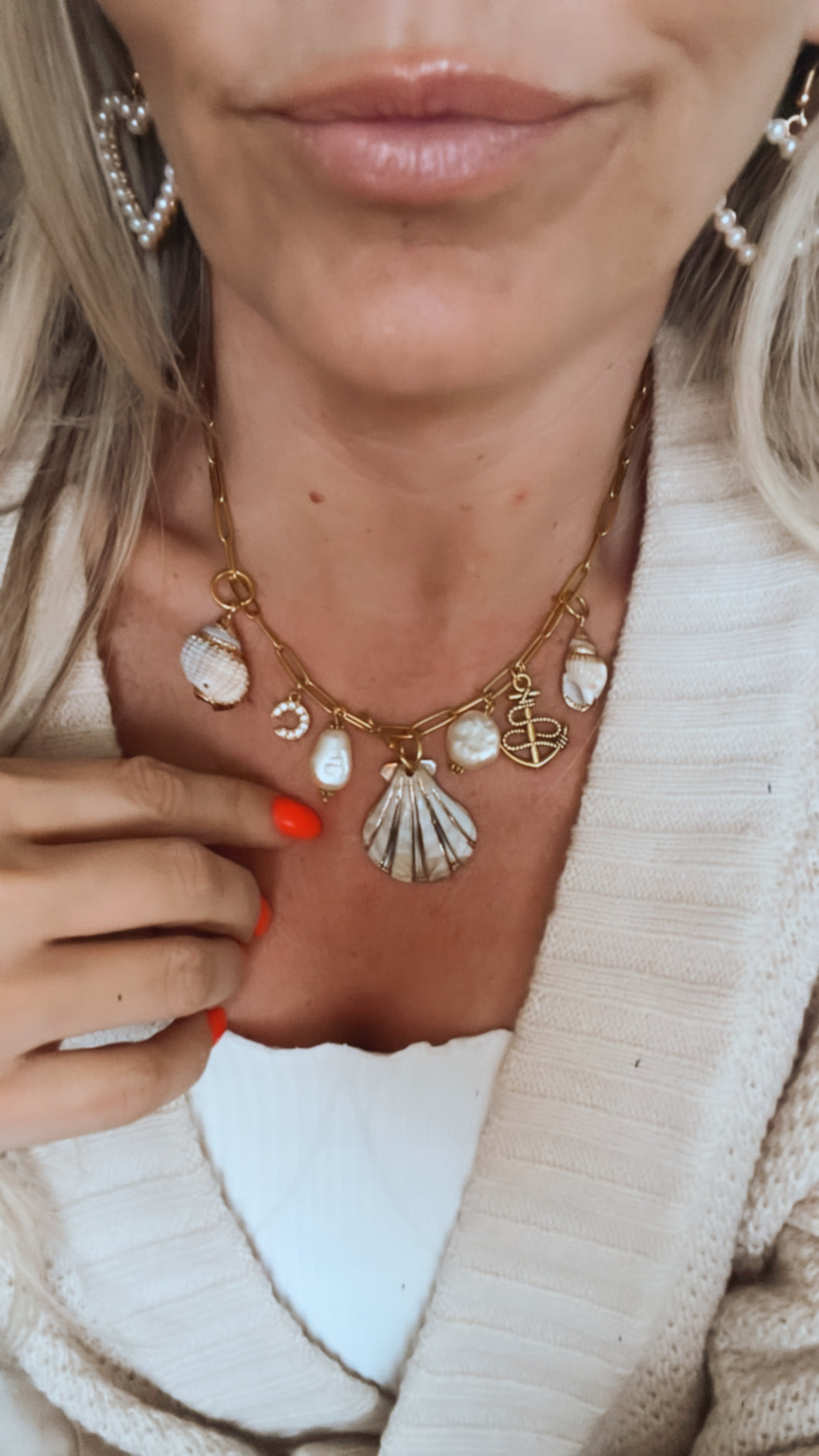 Shell Charm Necklace