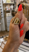 Load image into Gallery viewer, Open Diamond Trim Ring
