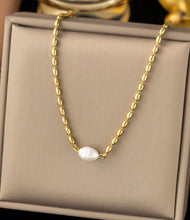 Load image into Gallery viewer, New Dainty Ball Pearl Accent Necklace
