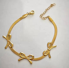 Load image into Gallery viewer, Bow Bracelet
