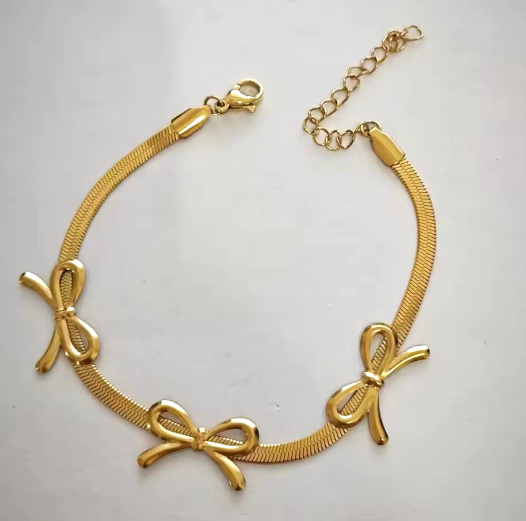 Bow Bracelet