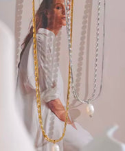 Load image into Gallery viewer, New Double Layer Pearl Necklace
