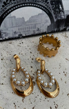 Load image into Gallery viewer, Pearl Drop Earrings
