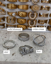 Load image into Gallery viewer, Chunky Crystal Silver Ring
