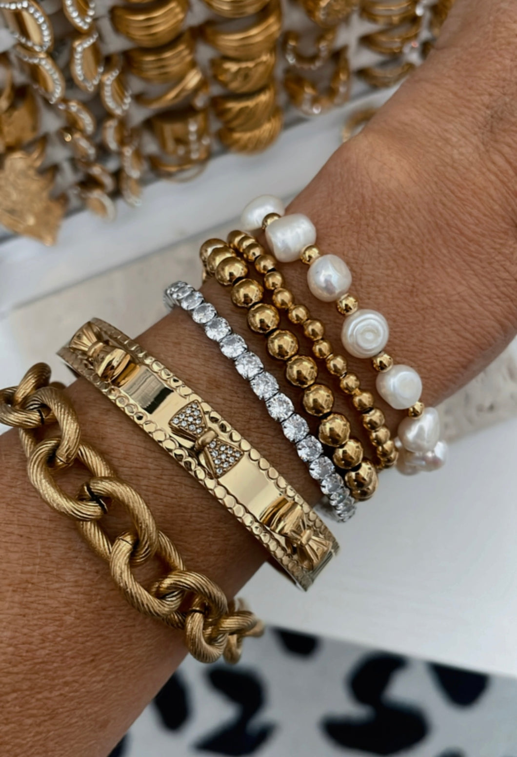 Bow Bangle