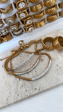 Load image into Gallery viewer, Diamond Pull Tie Bracelet
