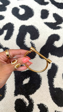 Load image into Gallery viewer, Bar Bracelet
