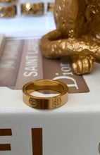 Load image into Gallery viewer, Gold Solid Band Ring
