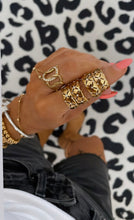 Load image into Gallery viewer, Criss Cross Textured Ring
