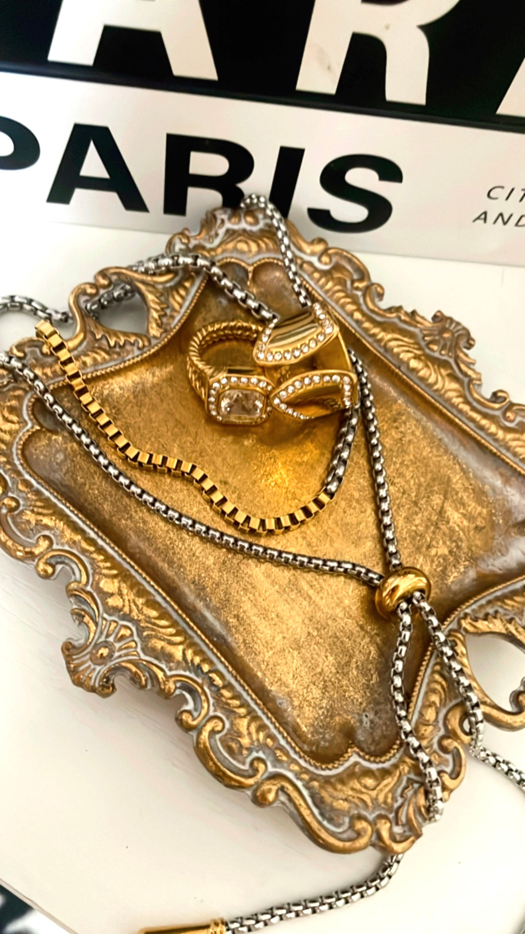 Pull Tie Necklace
