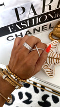 Load image into Gallery viewer, Criss Cross Silver Ring
