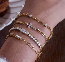 Load image into Gallery viewer, Diamond Cross Bracelet
