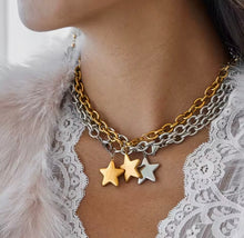 Load image into Gallery viewer, Star Necklace

