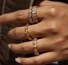 Load image into Gallery viewer, Rectangle Diamond Band
