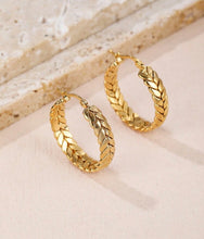 Load image into Gallery viewer, Leaf Braided Hoops
