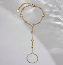 Load image into Gallery viewer, Hand Chains
