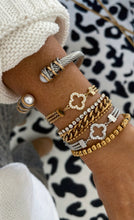 Load image into Gallery viewer, Diamond Clover Bracelet
