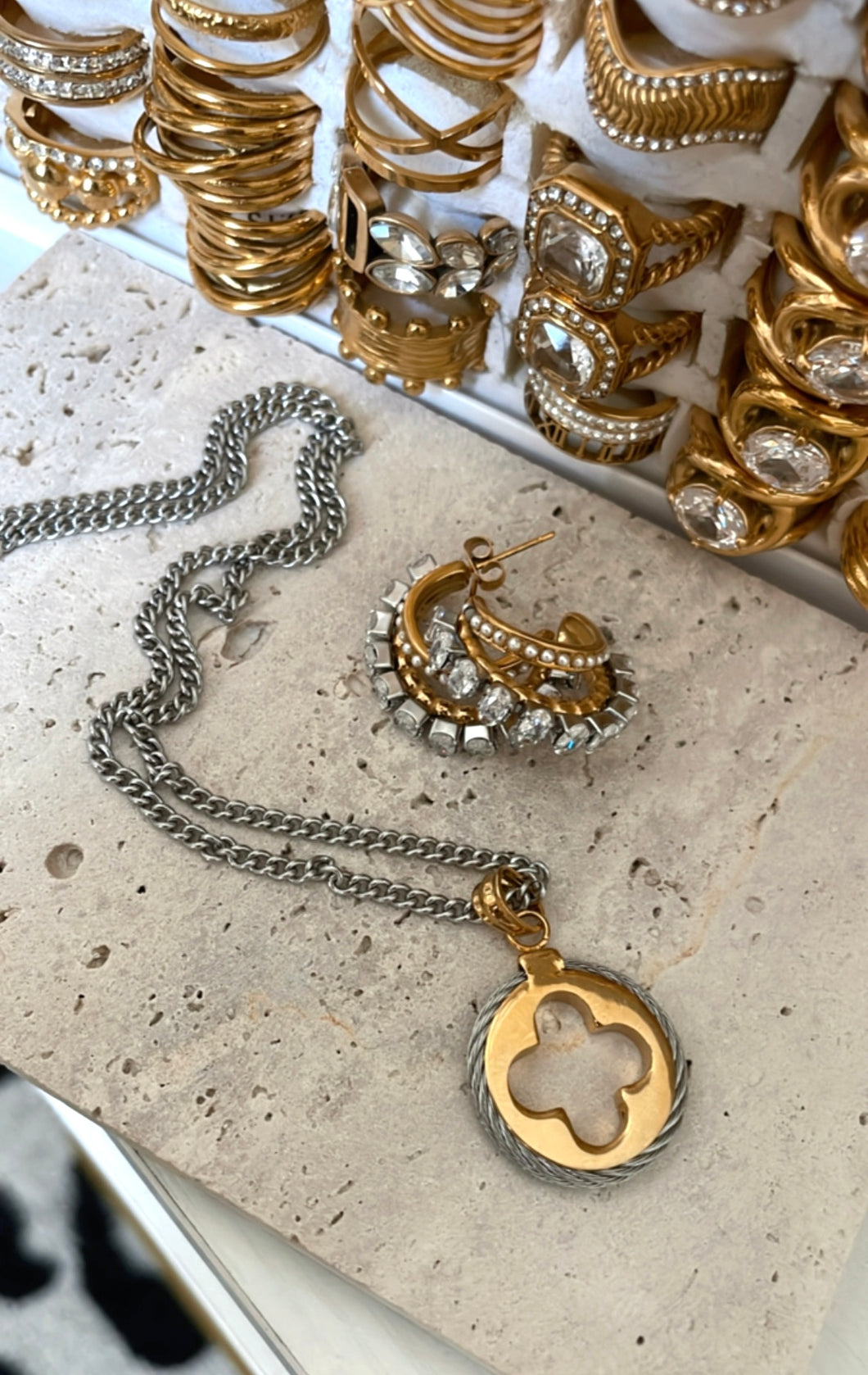 Clover Two Toned Long Chain