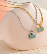 Load image into Gallery viewer, Turquoise Necklace
