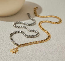 Load image into Gallery viewer, Star Two Toned Deluxe Chunky Necklace
