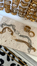 Load image into Gallery viewer, Diamond Clover Bracelet
