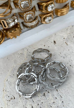Load image into Gallery viewer, Silver Diamond Link Ring
