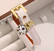 Load image into Gallery viewer, Leather Heart Buckle Bracelet
