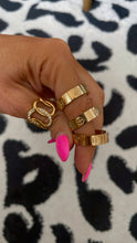 Load image into Gallery viewer, Gold Solid Band Ring

