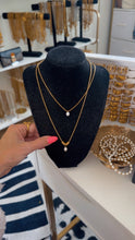Load image into Gallery viewer, Dainty Pearl Pendant Necklace
