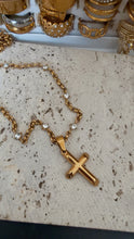 Load image into Gallery viewer, Diamond Necklace With Cross
