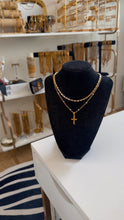 Load image into Gallery viewer, Diamond Necklace With Cross
