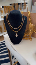 Load image into Gallery viewer, Brown Bead Necklace
