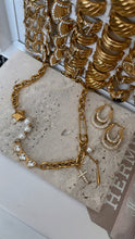 Load image into Gallery viewer, Charm Detailed Necklace
