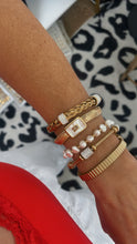 Load image into Gallery viewer, Slinky Accent Bracelet
