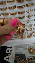 Load image into Gallery viewer, Chain Bougie Earrings
