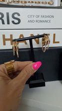 Load image into Gallery viewer, Chain Bougie Earrings
