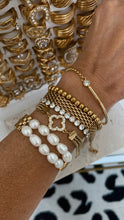 Load image into Gallery viewer, Watch Like Box Chain Bracelet
