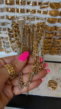 Load image into Gallery viewer, Twisted Two Toned Necklace Bracelet
