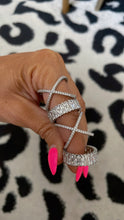 Load image into Gallery viewer, Chunky Crystal Silver Ring
