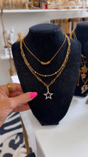 Load image into Gallery viewer, Lisa Star Necklace
