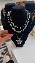 Load image into Gallery viewer, Oversized Shape Necklace

