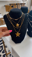 Load image into Gallery viewer, Oversized Shape Necklace
