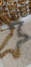 Load image into Gallery viewer, Two Toned Necklace
