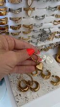 Load image into Gallery viewer, Puffy Heart Necklace

