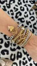 Load image into Gallery viewer, Oversized Heart Bracelet
