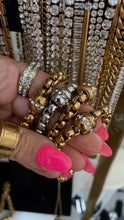 Load image into Gallery viewer, Chunky Closure Bracelet
